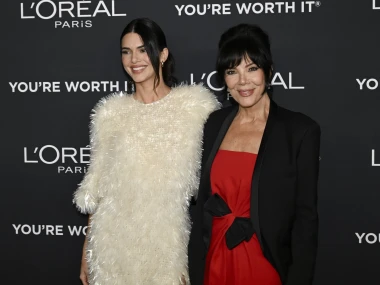 Blagdanski glamur obitelji Jenner: Kendall i Kris oduševile na crvenom tepihu L'Oréala