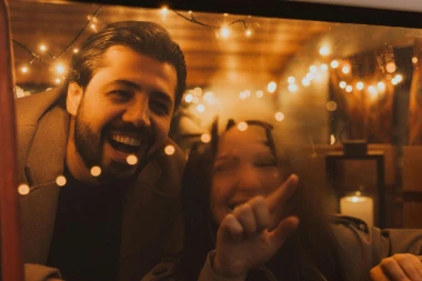 Zimski blues u spavaćoj sobi: Kako hladni mjeseci utječu na tvoj libido