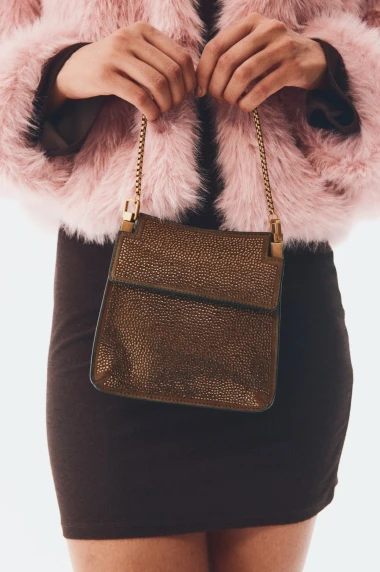 Srebro, zlato, perlice, šljokice - torbice koje će uljepšati svaku party kombinaciju