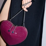 Srebro, zlato, perlice, šljokice - torbice koje će uljepšati svaku party kombinaciju