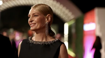 Uma Thurman u elegantnom izdanju: Neosporni dokaz da je crna haljina vječni klasik