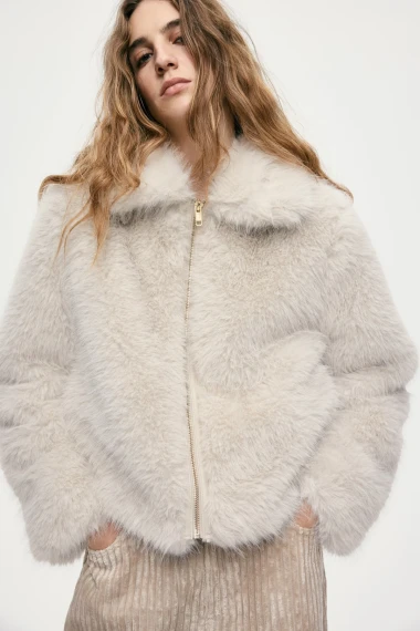 H&amp;M party komadi: Sjaj, saten i cozy klasici za blagdansku sezonu