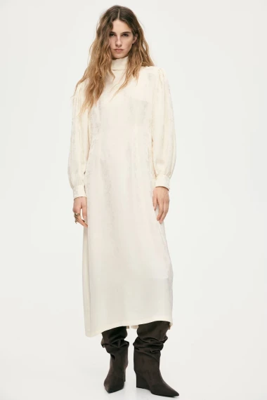 H&amp;M party komadi: Sjaj, saten i cozy klasici za blagdansku sezonu