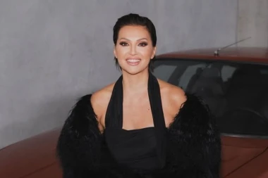 Nina Badrić podijelila intimnu uspomenu: Otkrila gdje se prvi put poljubila