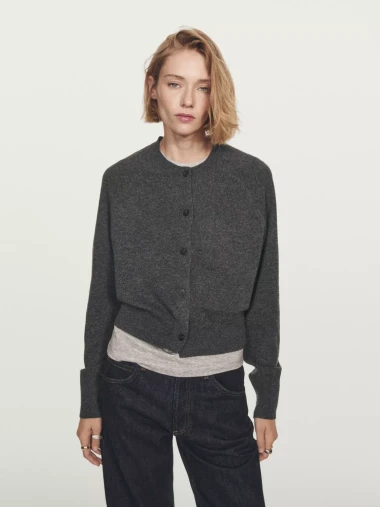 Najljep&scaron;i kardigani ove zime: Od tankih klasika do chunky modela