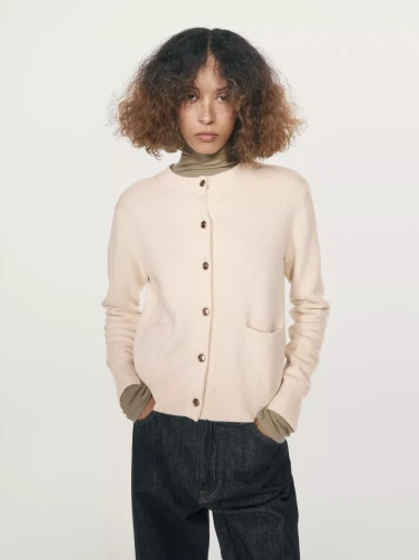 Najljep&scaron;i kardigani ove zime: Od tankih klasika do chunky modela