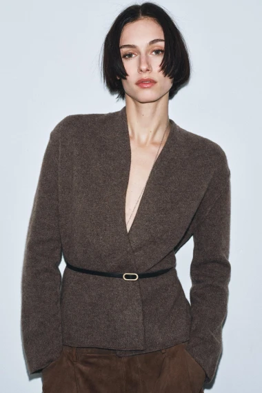 Najljep&scaron;i kardigani ove zime: Od tankih klasika do chunky modela