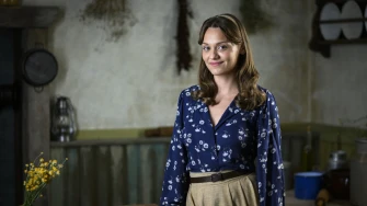 Pastelne boje, točkice i valovi u kosi: Ove trendove 50-ih obožavamo i danas