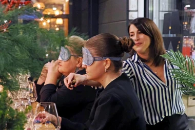 Super božićni pokloni: Chilli med, čokoladne kugle i eterična ulja s posebnom namjerom