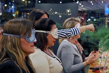 Super božićni pokloni: Chilli med, čokoladne kugle i eterična ulja s posebnom namjerom