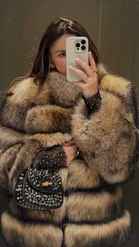 Anita Dujić u prekrasnoj bundi pokazala cool dodatak: Ovakva Gucci torbica košta par tisuća eura