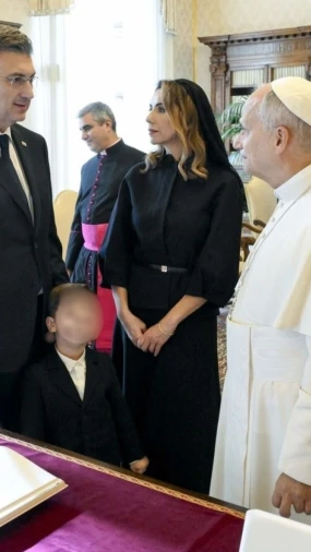 Kraljica elegancije i odmjerenosti: Najbolja izdanja Ane Maslać Plenković