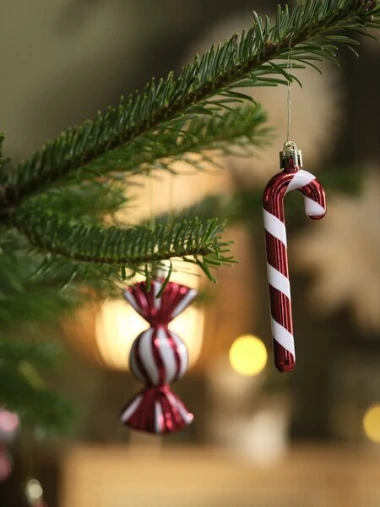 Trebaš nove kuglice za bor? JYSK ima popuste do 67 posto na božićni asortiman