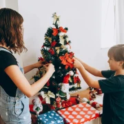 Čarolija Božića: Najbolje aktivnosti i igre za nezaboravne blagdane s djecom