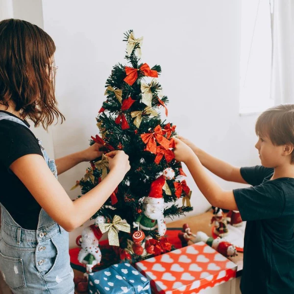 Čarolija Božića: Najbolje aktivnosti i igre za nezaboravne blagdane s djecom