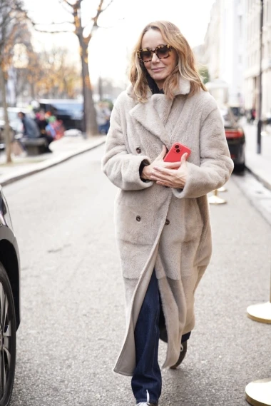 Philippine Leroy-Beaulieu u sedmom desetljeću izgleda očaravajuće, a njezina karijera je na vrhuncu