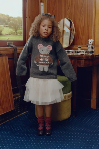 Zara predstavila božićne pulovere za cijelu obitelj u najcozy editorijalu sezone