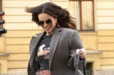 Severina u boemskom izdanju &scaron;alje moćnu poruku: &lsquo;Slobodna lak&scaron;e di&scaron;em&rsquo;