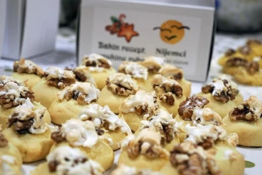 Bakini kolači iz Nijemaca: Dobili smo recepte za srijemske vanilin kifle, cvjetiće i medenjake