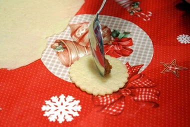 Bakini kolači iz Nijemaca: Dobili smo recepte za srijemske vanilin kifle, cvjetiće i medenjake