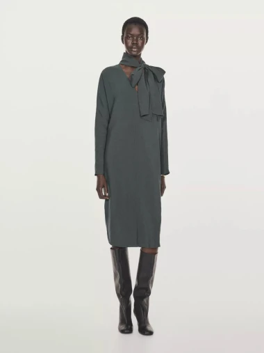 Najljep&scaron;e zimske haljine koje nosimo uz čizme i debele najlonke