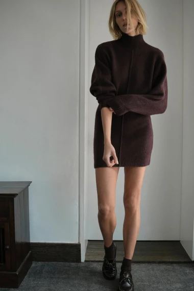 Najljep&scaron;e zimske haljine koje nosimo uz čizme i debele najlonke