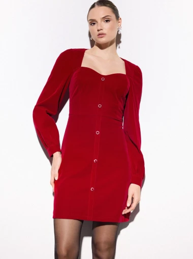 Razmi&scaron;lja&scaron; o blagdanskim odjevnim kombinacijama? Alma savjetuje kako iskoristiti zimske komade i zablistati!