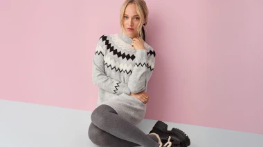 Božić kod kuće: udobna kućna odjeća za mamu i dijete + kako zasjati za Novu godinu bez pretjerivanja