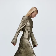 Sedam ključnih modela haljina za zimu koje osvježavaju svakodnevne kombinacije