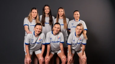 Ove djevojke odlučile su navući kopačke i zavladati nogometnim terenima