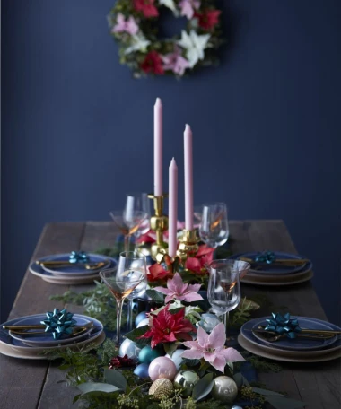 Kako postaviti blagdanski stol: Svestrani božićni ukrasi s božićnim zvijezdama