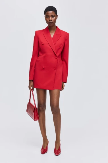 13 fantastičnih crvenih haljina za božićne partyje i doček Nove godine