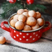 Brze fritule s jogurtom: Recept za slasticu bez koje su blagdani nezamislivi