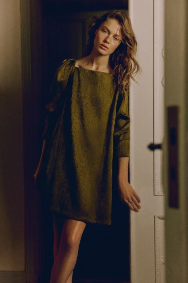 Prona&scaron;li smo svečane haljine do 50 eura koje izgledaju luksuzno