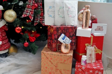 Božićni Glow-ritual ljepote kojeg ćete poželjeti darovati onima koje volite