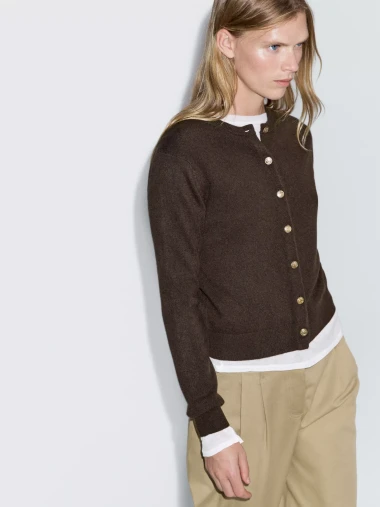 Zimska sniženja su krenula: Pletenina kao pametan modni izbor