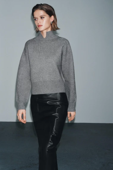 Zimska sniženja su krenula: Pletenina kao pametan modni izbor