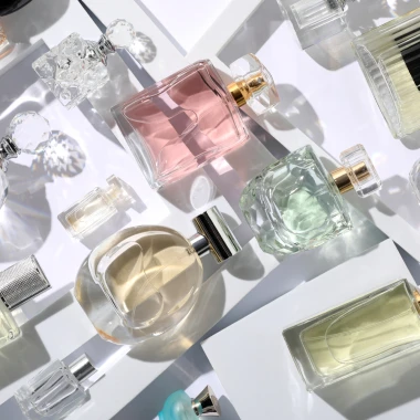 Bezvremenski mirisi: Deset parfemskih klasika stvorenih za zimu