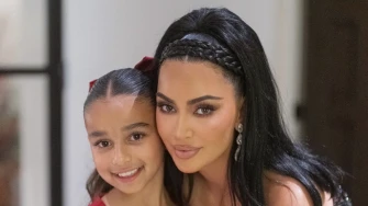 Čisti glamur: Božić u domu Kim Kardashian izgleda poput modne bajke