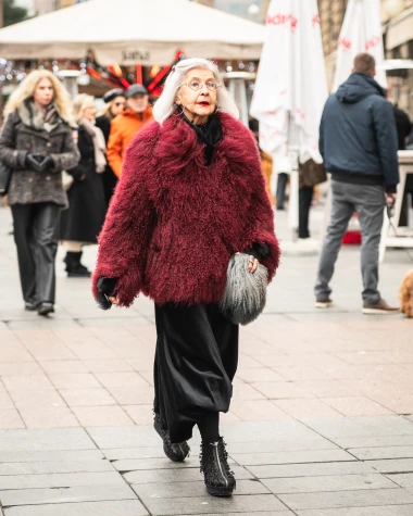 Bunda koja govori vi&scaron;e od riječi: Evo za&scaron;to ovaj outfit sa &scaron;pice zaslužuje naslovnicu