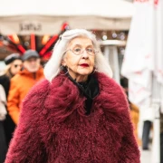 Bunda koja govori vi&scaron;e od riječi: Evo za&scaron;to ovaj outfit sa &scaron;pice zaslužuje naslovnicu