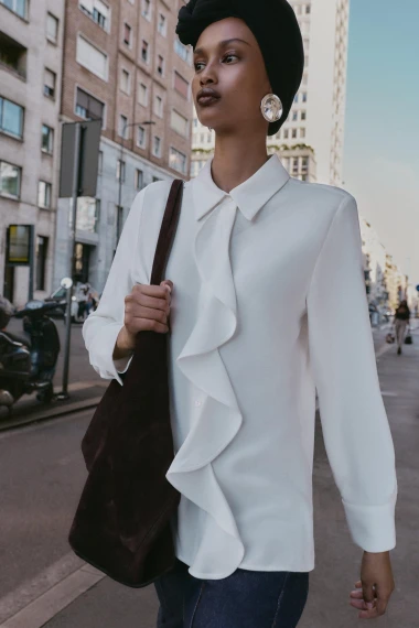 Sezonsko sniženje u Zari: Ove ko&scaron;ulje i bluze može&scaron; uloviti za manje od 20 eura