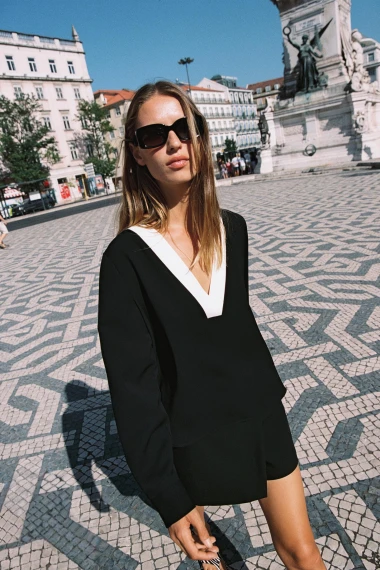 Sezonsko sniženje u Zari: Ove ko&scaron;ulje i bluze može&scaron; uloviti za manje od 20 eura