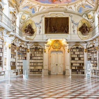 Vi&scaron;e od knjiga: Putovanje kroz 10 najspektakularnijih europskih knjižnica