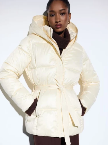 Sezonska sniženja su počela: Ovo su zimske jakne koje vrijedi kupiti