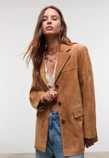 &Scaron;to se isplati kupiti na sniženju u Stradivariusu i Bershki? Izdvajamo favorite