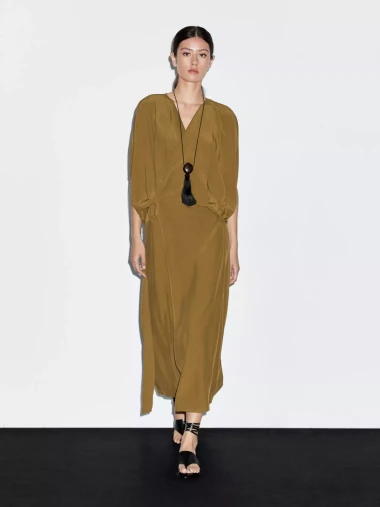 Najljep&scaron;e haljine sa sniženja koje se mogu nositi cijelu godinu