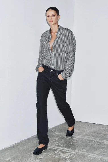 Od ravnih krojeva do barrel-leg modela: Traperice koje vrijedi uloviti na sniženju