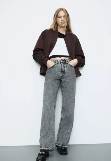 Od ravnih krojeva do barrel-leg modela: Traperice koje vrijedi uloviti na sniženju