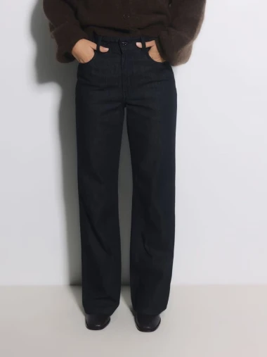 Sniženje u Reservedu donosi puno zanimljivih komada koji se mogu nositi cijelu godinu